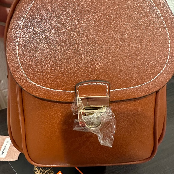 Laorentou Mini Backpack - Picture 2 of 12